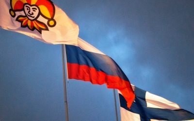 Из «образованных соседей» — в чужаки