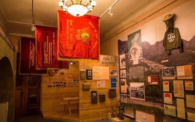 Идеология под вывеской исторического образования